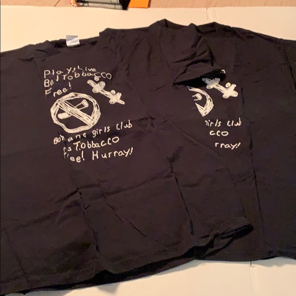 🔥4/$25🔥2 shirts large no smoking shirts - Picture 1 of 7